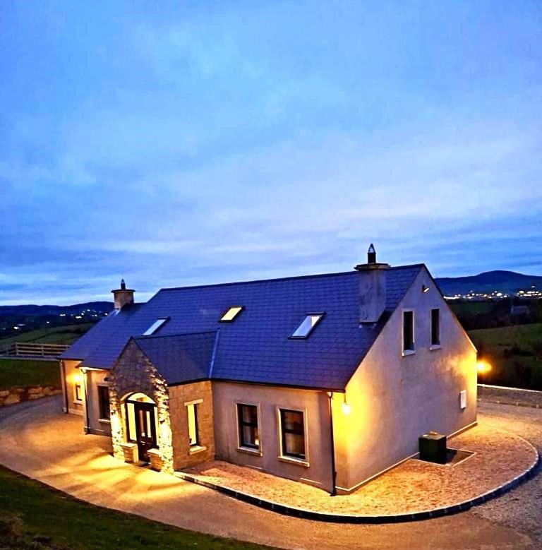 Crohill Hideaway Villa Newry Eksteriør bilde